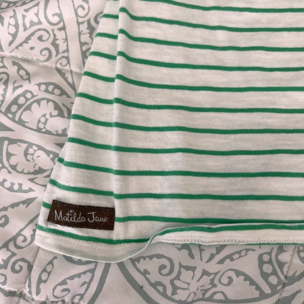 Striped Tee with Ruffle Sleeves - Picture 4 of 8